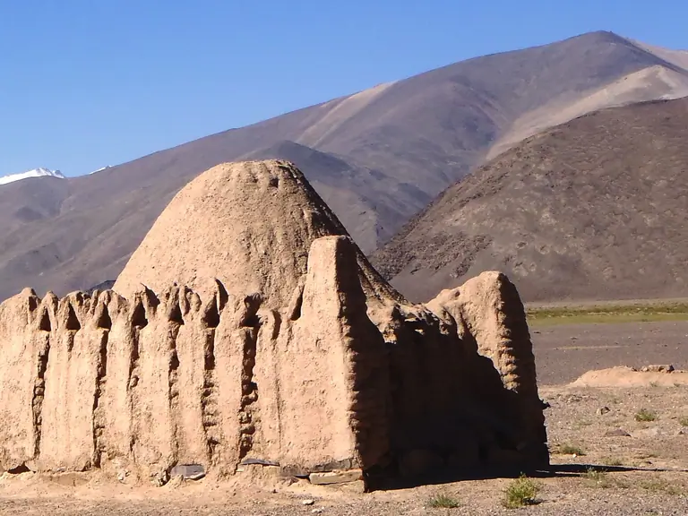 Chinese tomb in Tajikistan