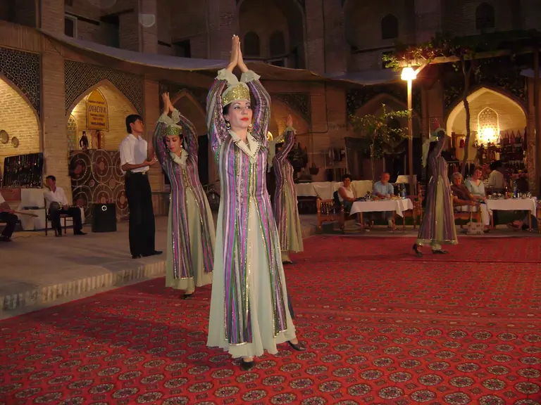 Uzbek dancer