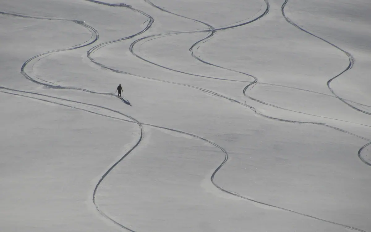 Ski Touring in Suusamyr, Kyrgyzstan 