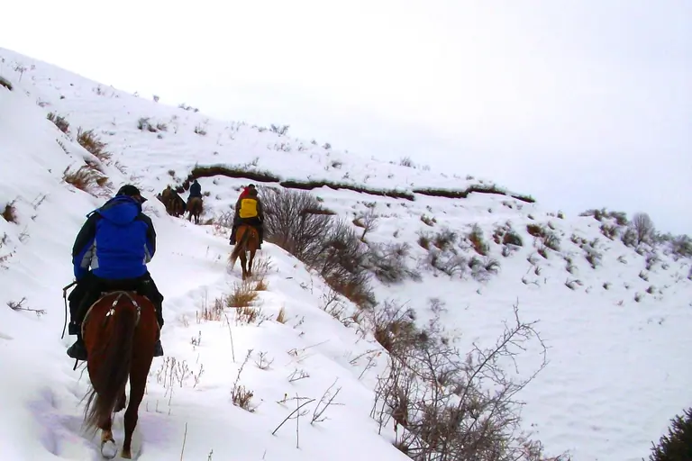 Winter sport activities in the Chong Kemin National Park