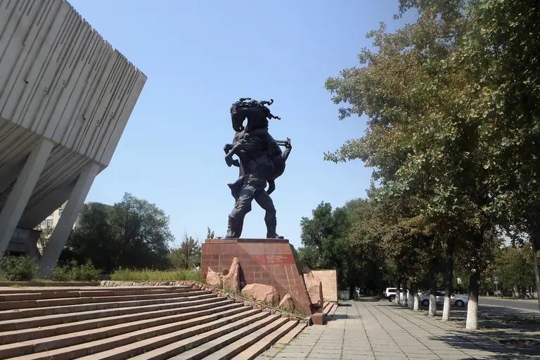 Memorial of Kojomkul in front of the Bishkek Sport Palace