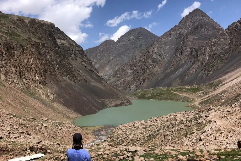 View of the glacier lake at the foot of the Juku pass (North side)