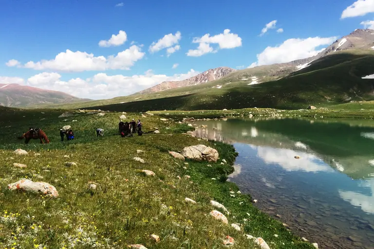 Korumdu lake suusamyr