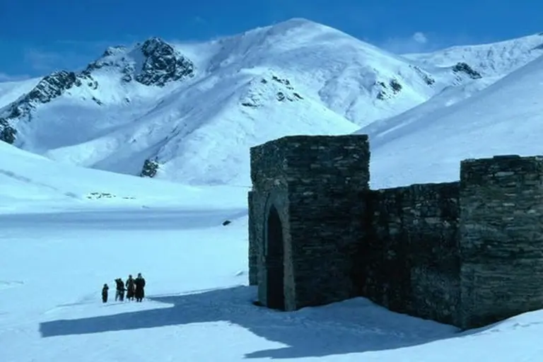 Tash Rabat in winter