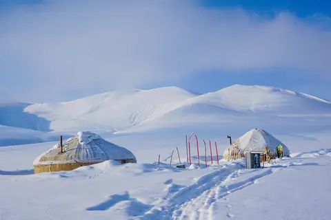 Yurt Camp Ötmök Otmok