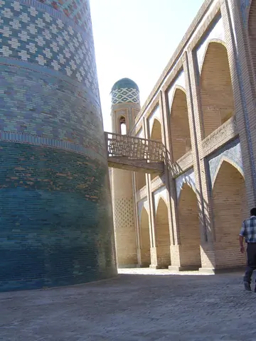 Kalta Minor blue minaret