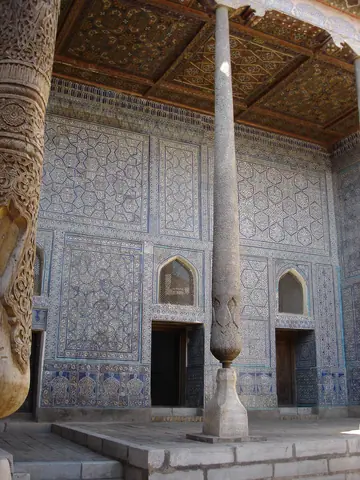 Tosh-hovli palace in Khiva 
