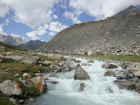 Chong-Ak-Suu gorge