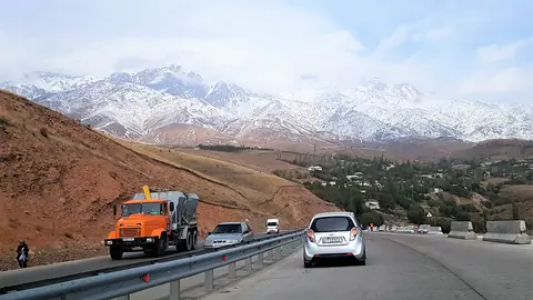 Pass of the Tashkent-Osh road