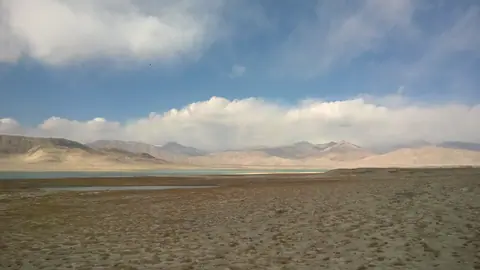 Sasyk Kel lake on Alichur plateau in Pamir range
