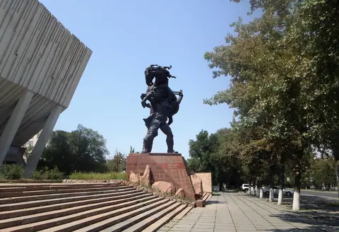 Memorial of Kojomkul in front of the Bishkek Sport Palace