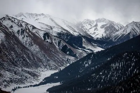 Jeti Oguz valley in winter