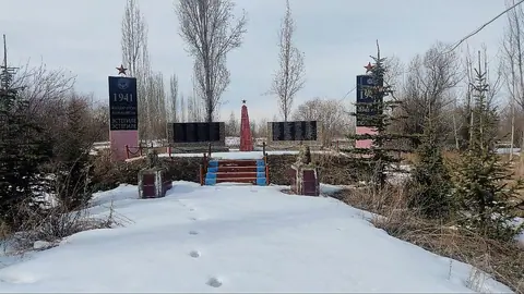 The Victory park of Svetlaya Polyana of the village of Svetlaya Polyana in the Jeti Oguz district
