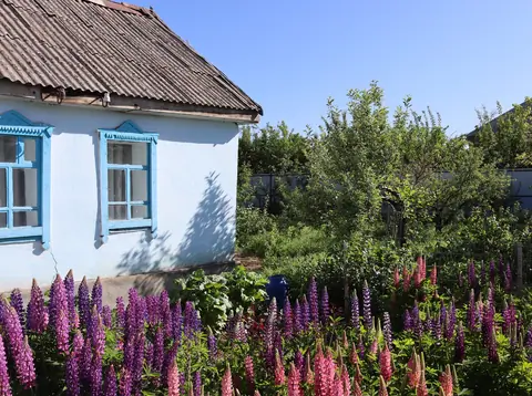 Guest house Ainagul Bakirova in Kyzyl Suu village, Jeti Oguz district, South shore of Issyk Kul lake, accommodation