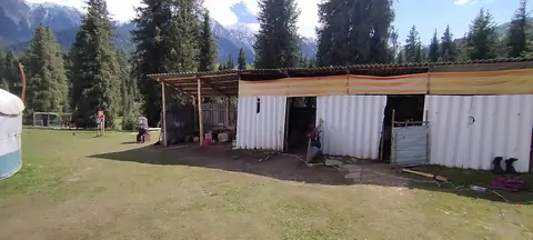 Yurt camp Urmat Kok-Jaiyk