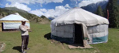 Yurt camp Urmat Kok-Jaiyk