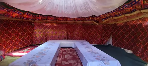 Yurt camp Urmat Kok-Jaiyk