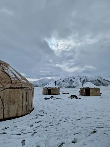 Yurt camp Meder