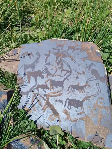 Saimaluu-Tash petroglyph