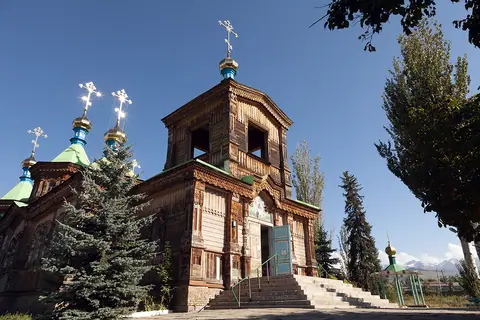 Holy Trinity Cathedral in summer