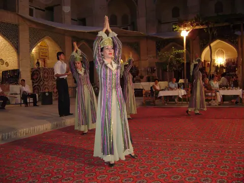 Uzbek dancer
