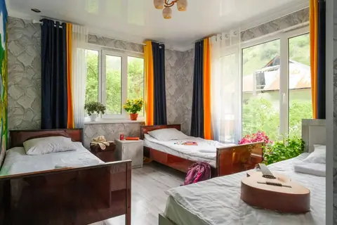 Guest house Everest