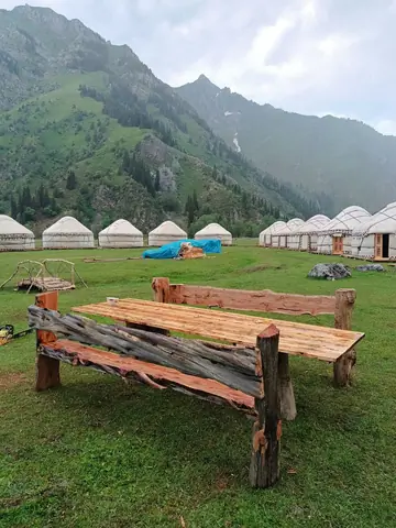 Yurt camp Muz-Tor