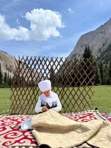 Yurt camp Shabyr