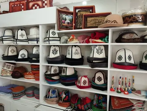 Store_of_national_clothing_Kyrgyz Uz
