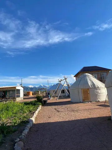 Yurt camp Sonun