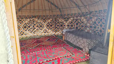 Yurt camp Ali-Nur
