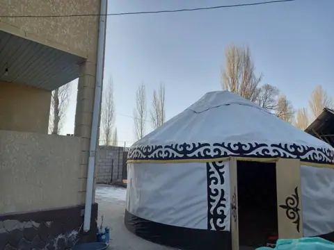 Yurt camp Ak-sai