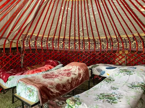 Yurt camp Zalkar