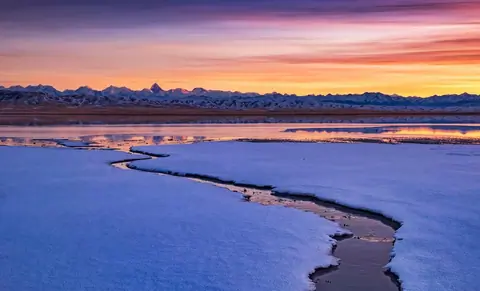 Tuz-Kol dead lake