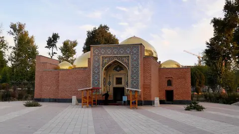 Hamadoni mausoleum, Kulob