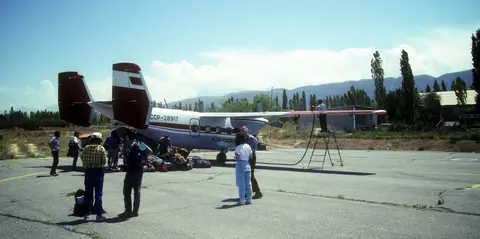 Exiting Plane in Isfana