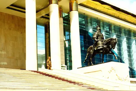 Sükhbaatar Square