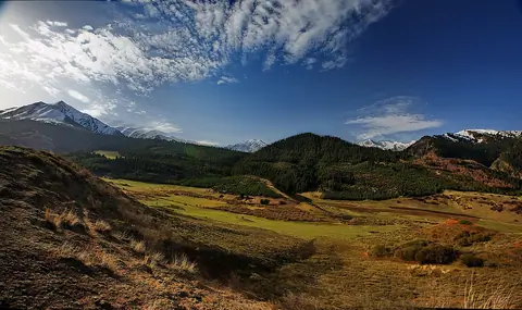 Jeti Oguz valley