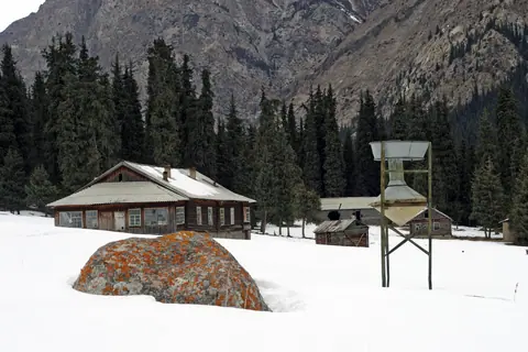 chong_kyzyl_suu_meteo_station.jpg