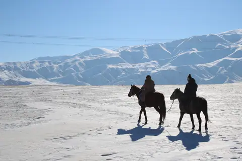 Winter Horseriding around Epkin