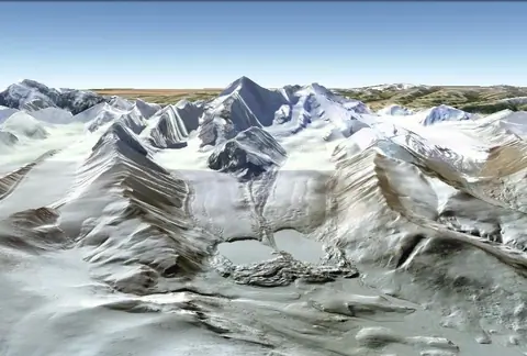 Kyzyl Asker peak