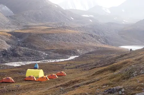 Sary-Mogol lakes