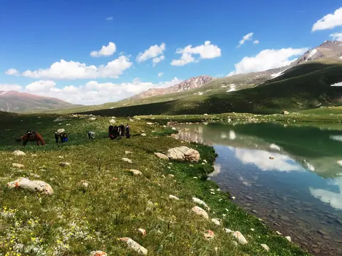 Korumdu lake suusamyr