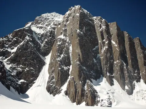 Kyzyl Asker peak