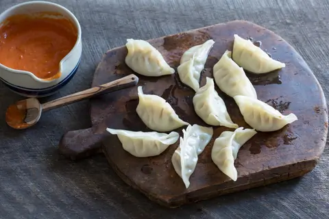 Momos