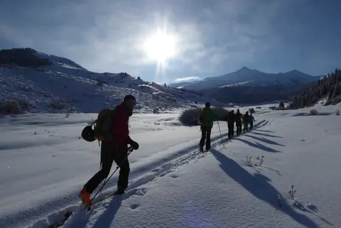 Siuttu Bulak meadows - ski touring