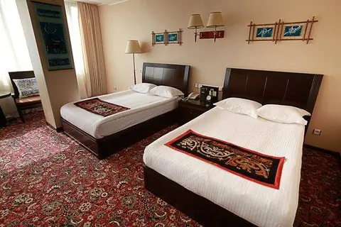 room_jannat.jpg