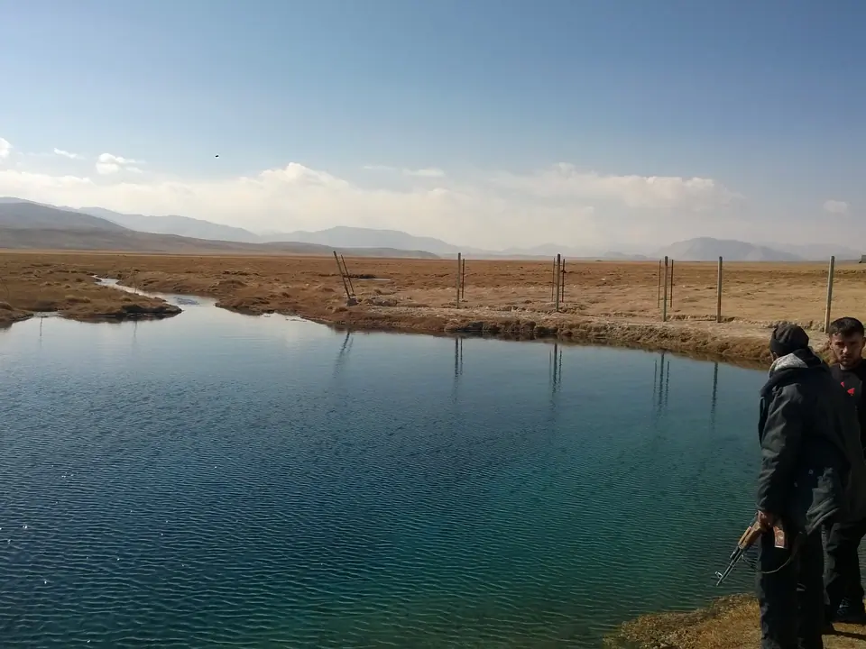 On the road M41 between Murgab and Alichur villages