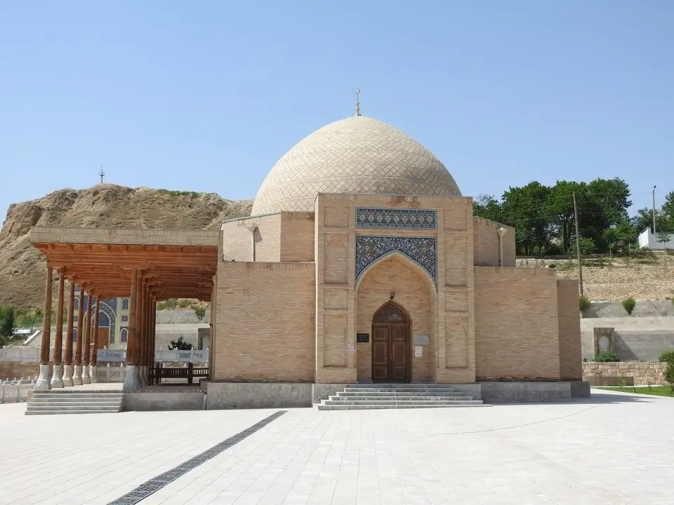 Nurata Chashma religious complex