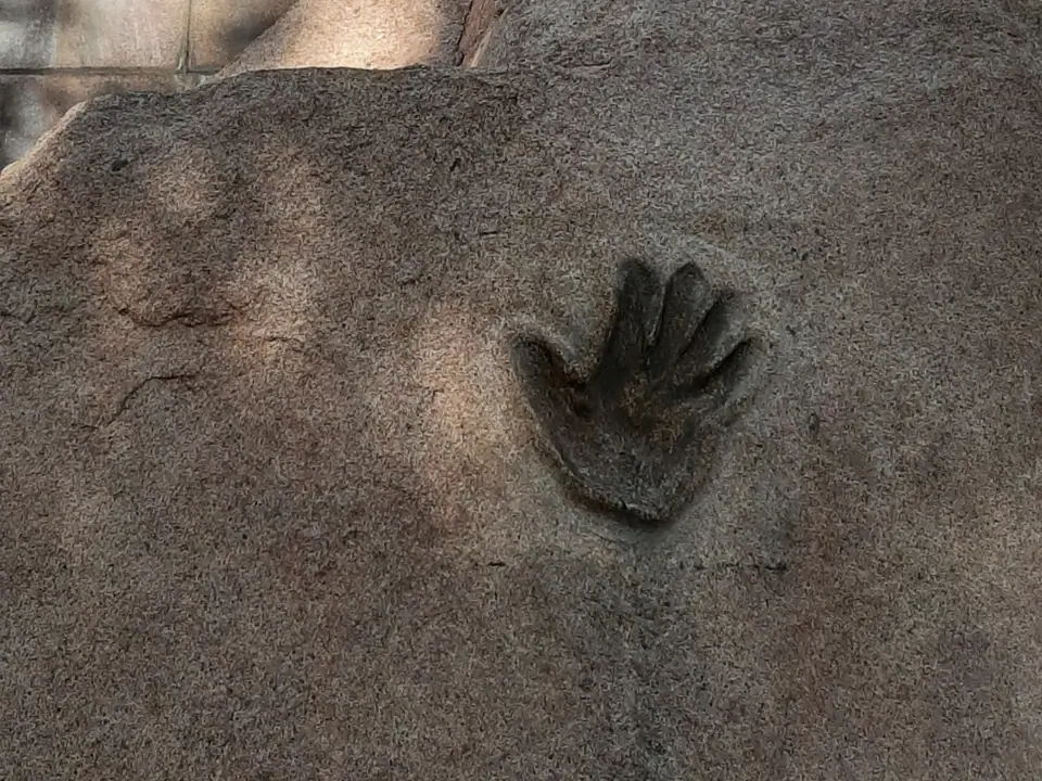 Memorial of Kojomkul in front of the Bishkek Sport Palace